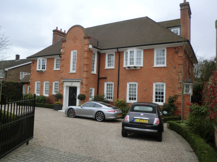 Oakleigh Park North