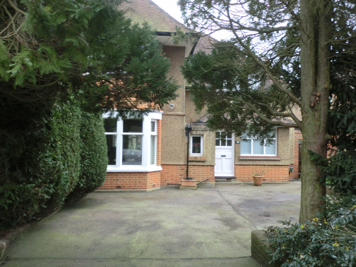Oakleigh Park North