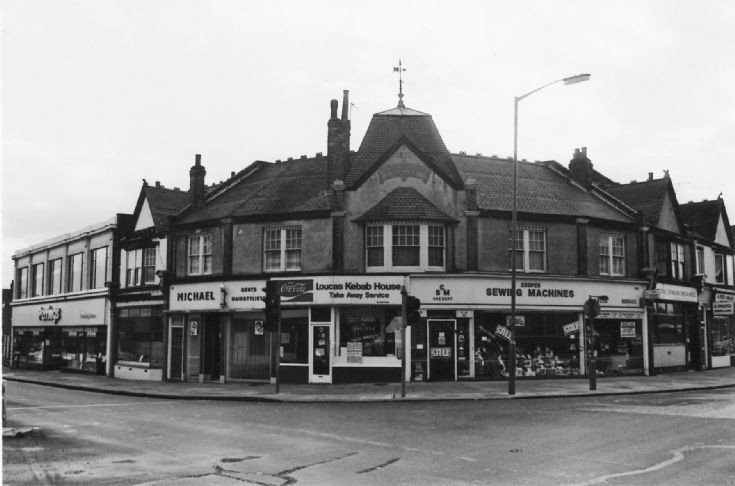 High Road, North Finchley