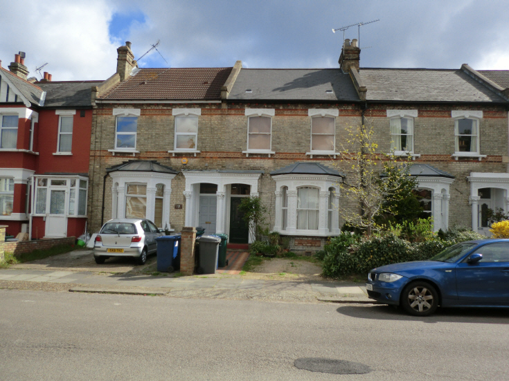 Parkhurst Road, N11