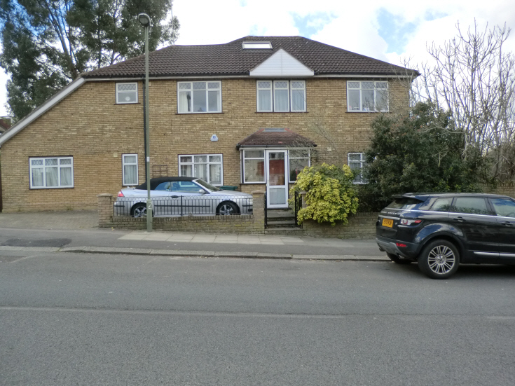 Beaconsfield Road, N11
