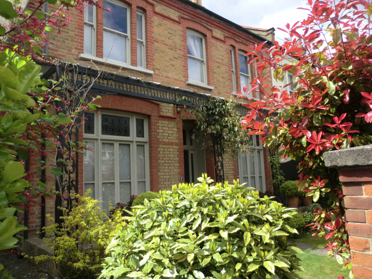 Bellevue Road, N11