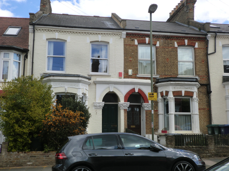 Bellevue Road, N11