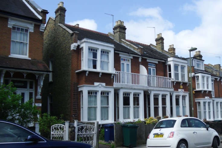 Macdonald Road, N11