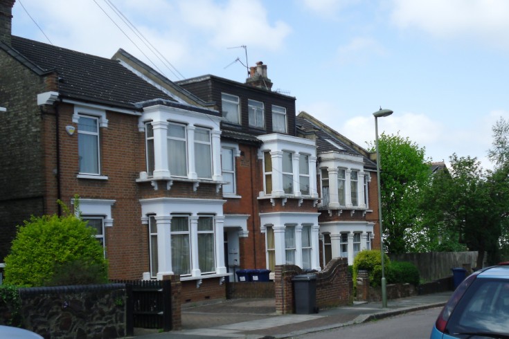 Macdonald Road, N11