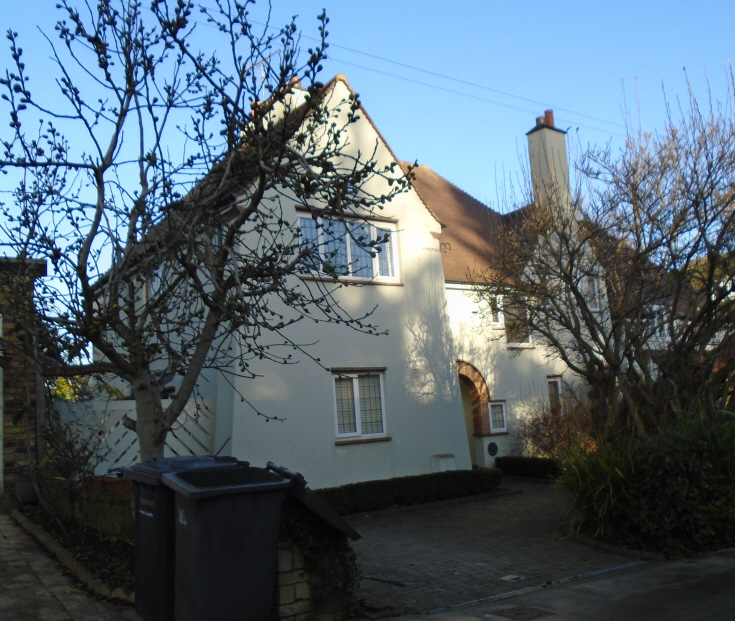 Athenaeum Road, N20