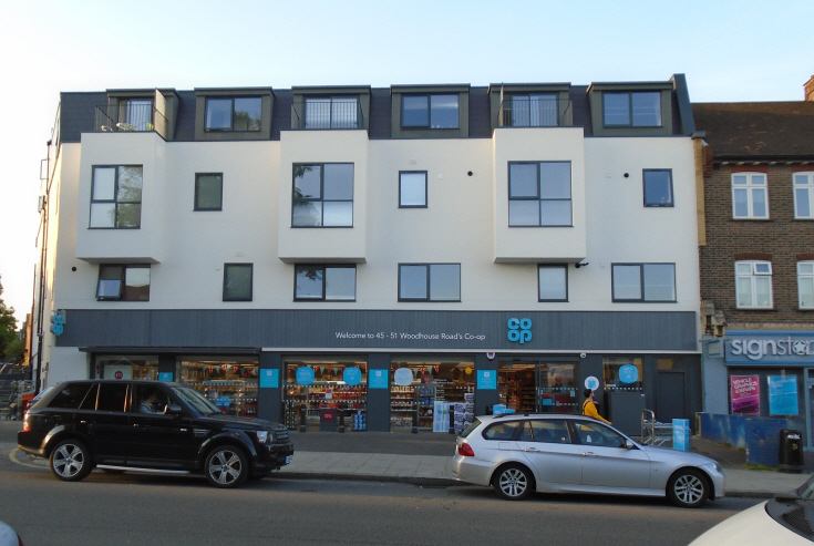 Woodhouse Road, N12