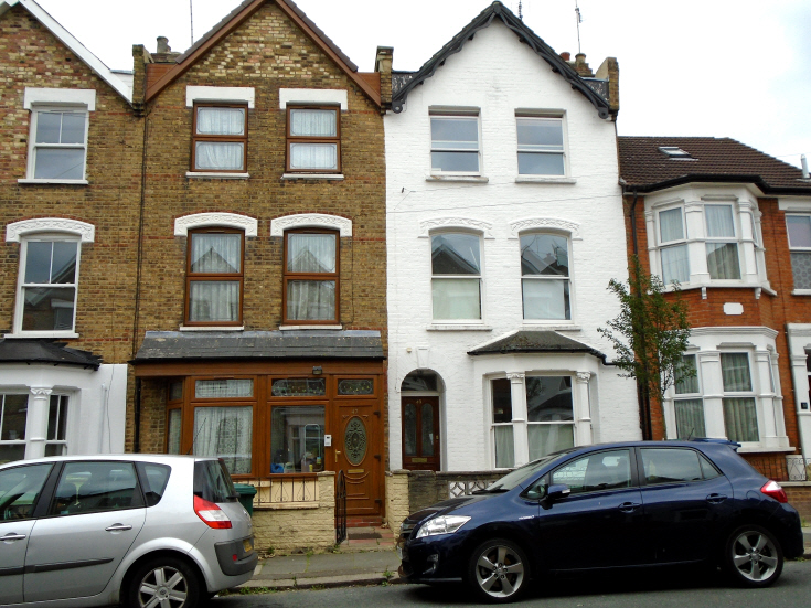 Holly Park Raod, N11