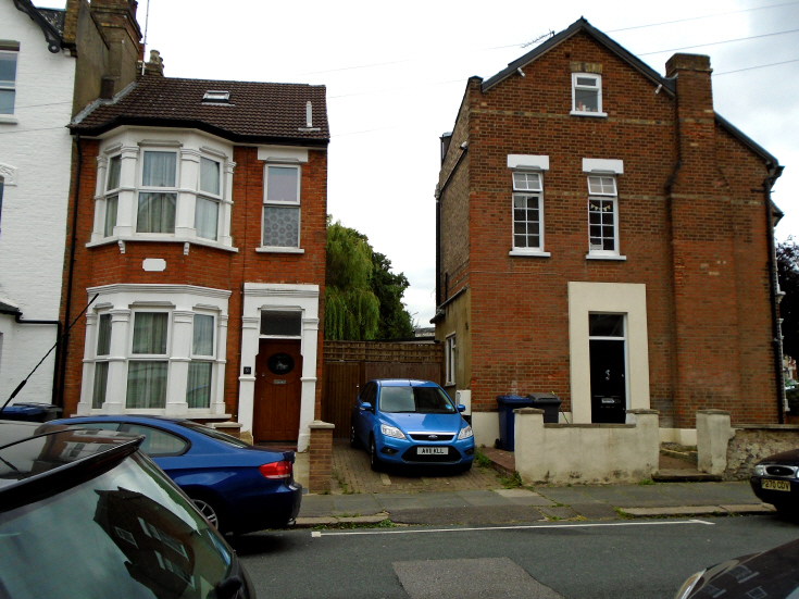 Holly Park Road, N11