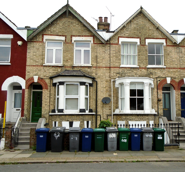 Holly Park Raod, N11