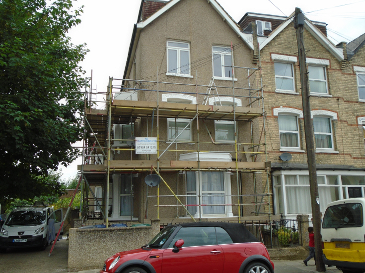 Holly Park Road, N11