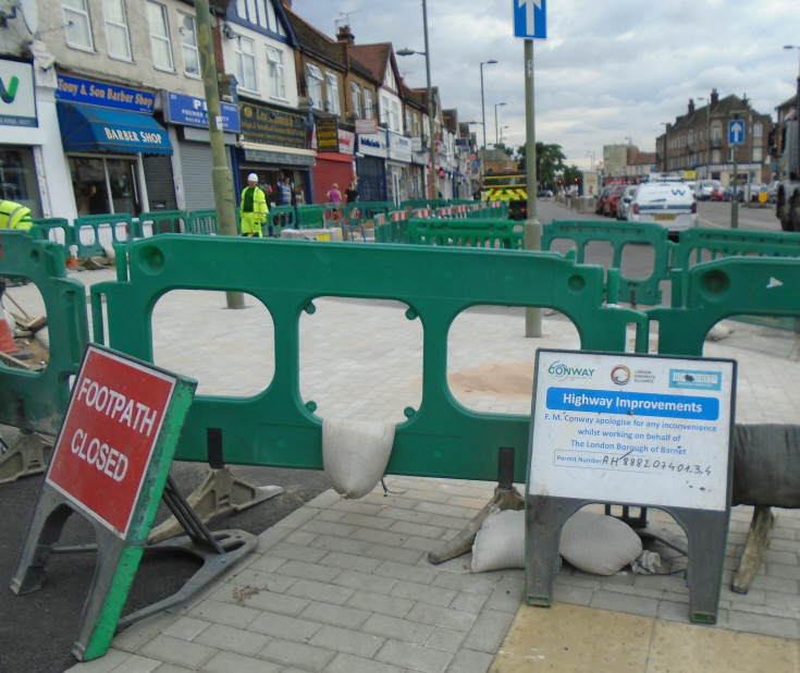 Woodhouse Road, N12