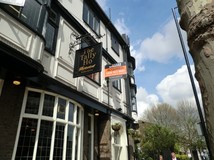Tally Ho, 749 High Road, N12