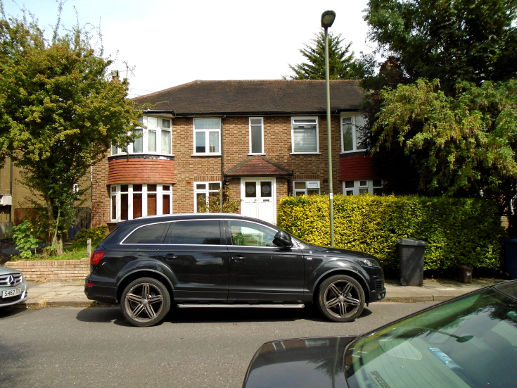 Sydney Road, Muswell Hill N10