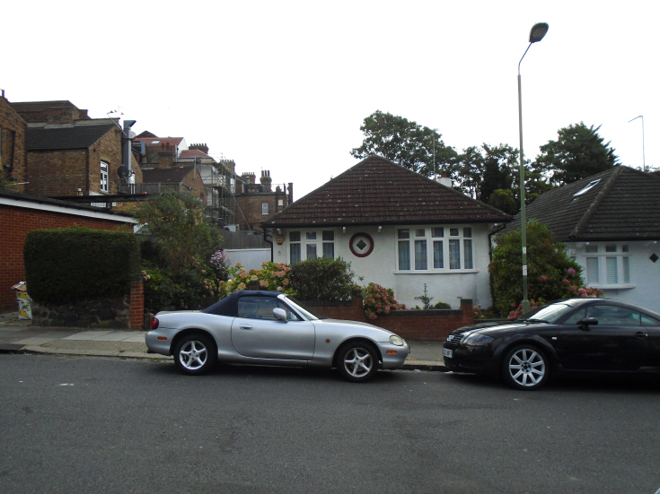 Sutton Road, N10