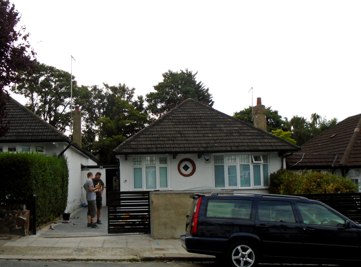 Sutton Road, N10