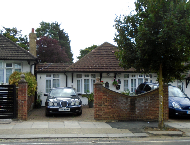 Sutton Road, N10