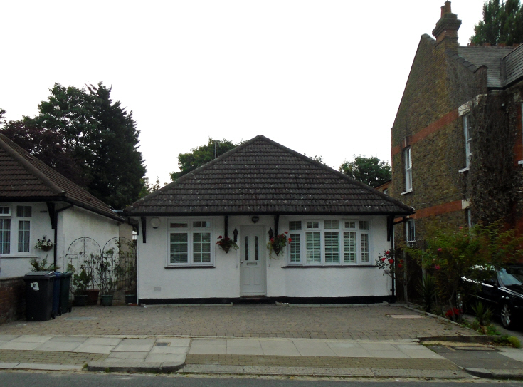 Sutton Road, N10