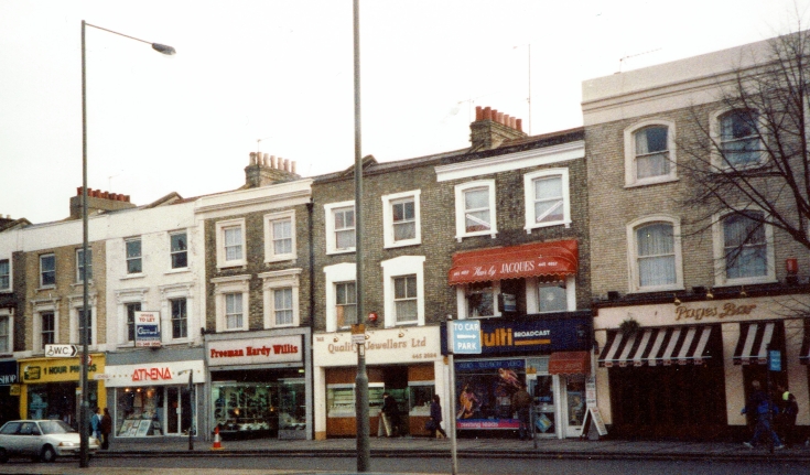 High Road, North Finchley