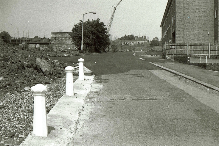 High Road, New Southgate, N11