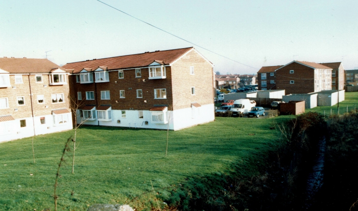 Poplar Drive, N11