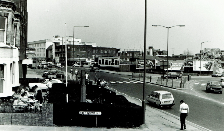 Ballards Lane, N12