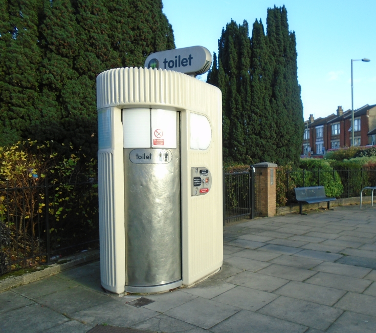 Public toilet